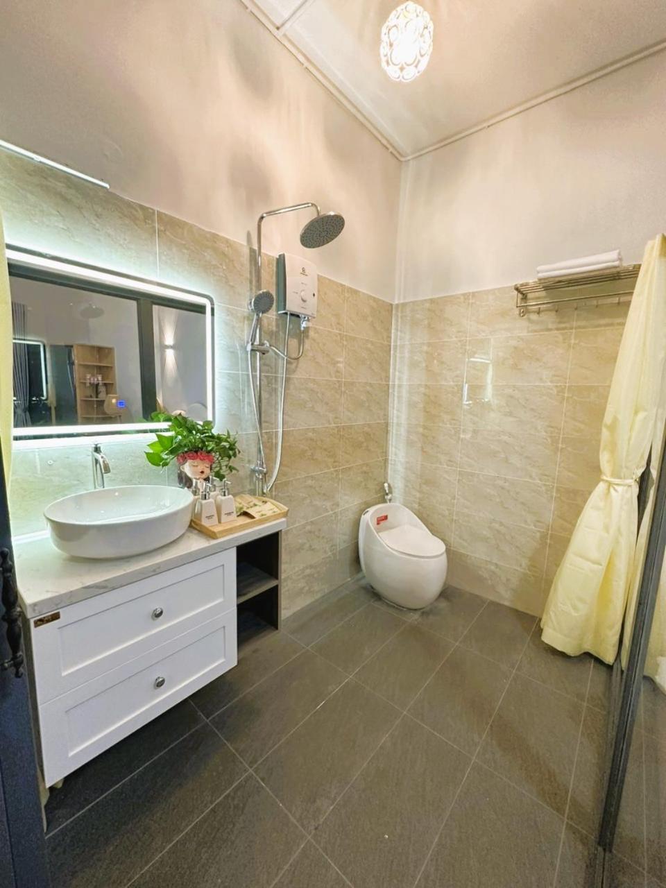 6Even Hotel - Have A Staycation In The Cafe Apartments Building Ho Si Minh-város Kültér fotó